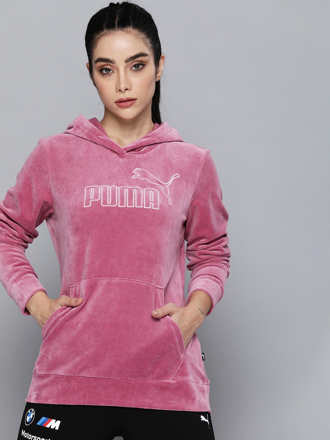 

Puma Women Pink Brand Logo Embroidered Regular Fit Essential Velour Hooded Sweatshirt