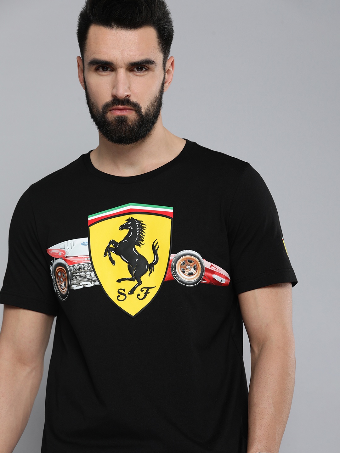 

PUMA Motorsport Men Black & Yellow Brand Logo Scuderia Ferrari Formula 1 Printed T-shirt