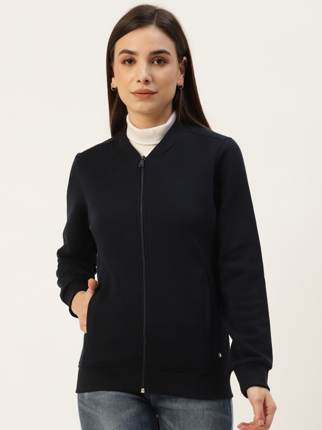 

Monte Carlo Women Black Solid Sweatshirt