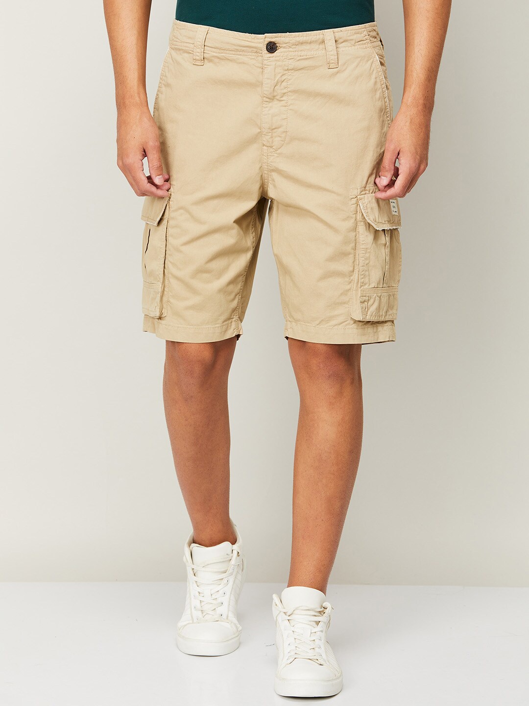 

Forca by Lifestyle Men Beige Cargo Shorts