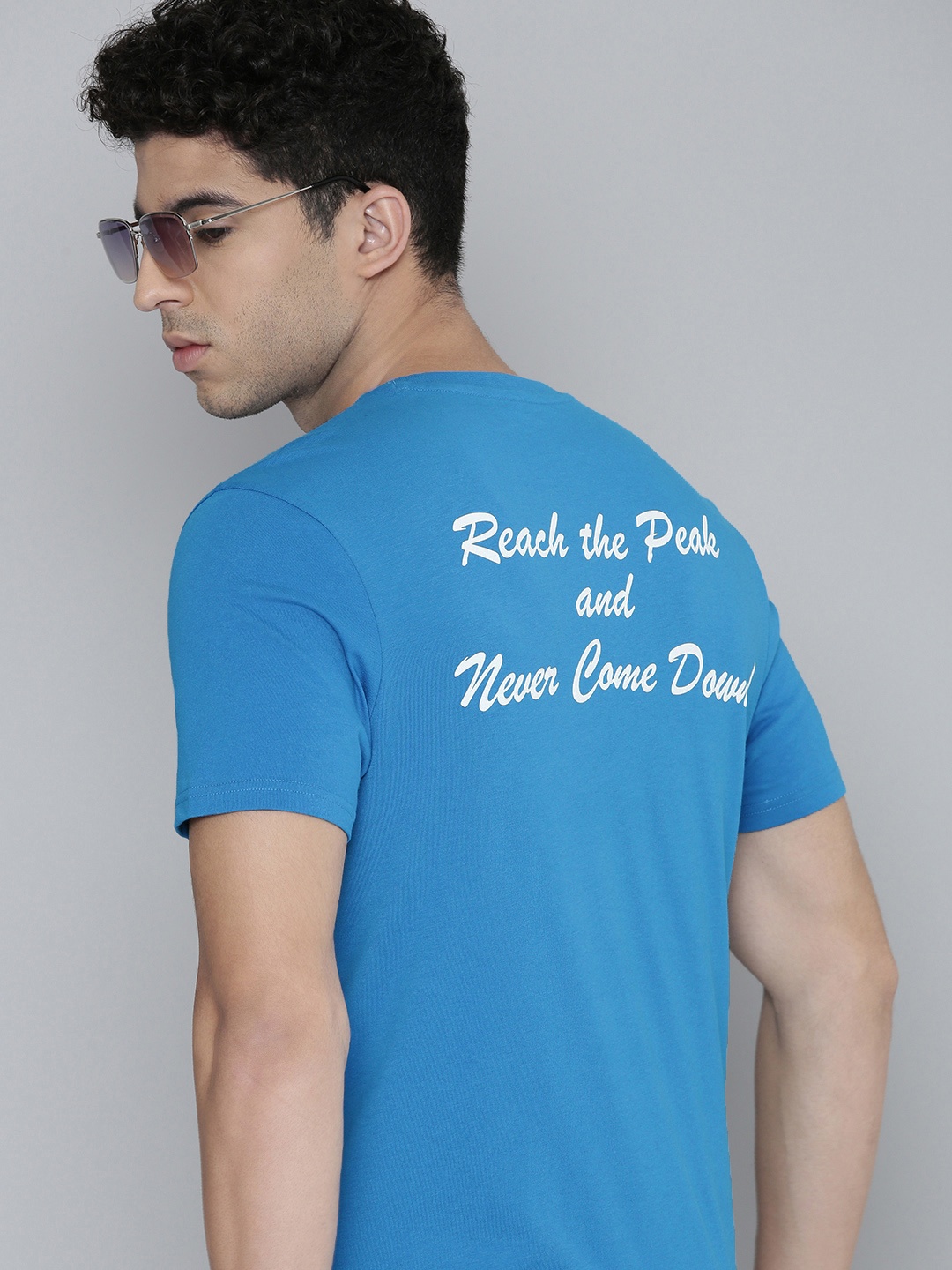 

Levis Men Blue Typography Printed Pure Cotton T-shirt