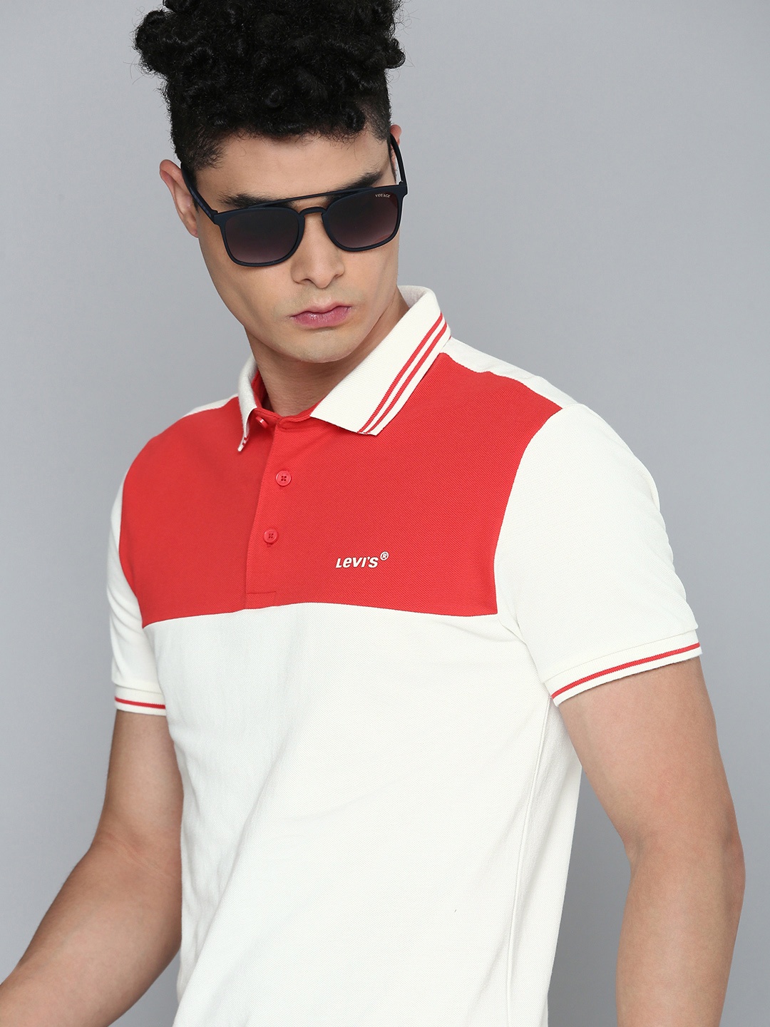 

Levis Men White & Red Colourblocked Pure Cotton Polo Collar T-shirt