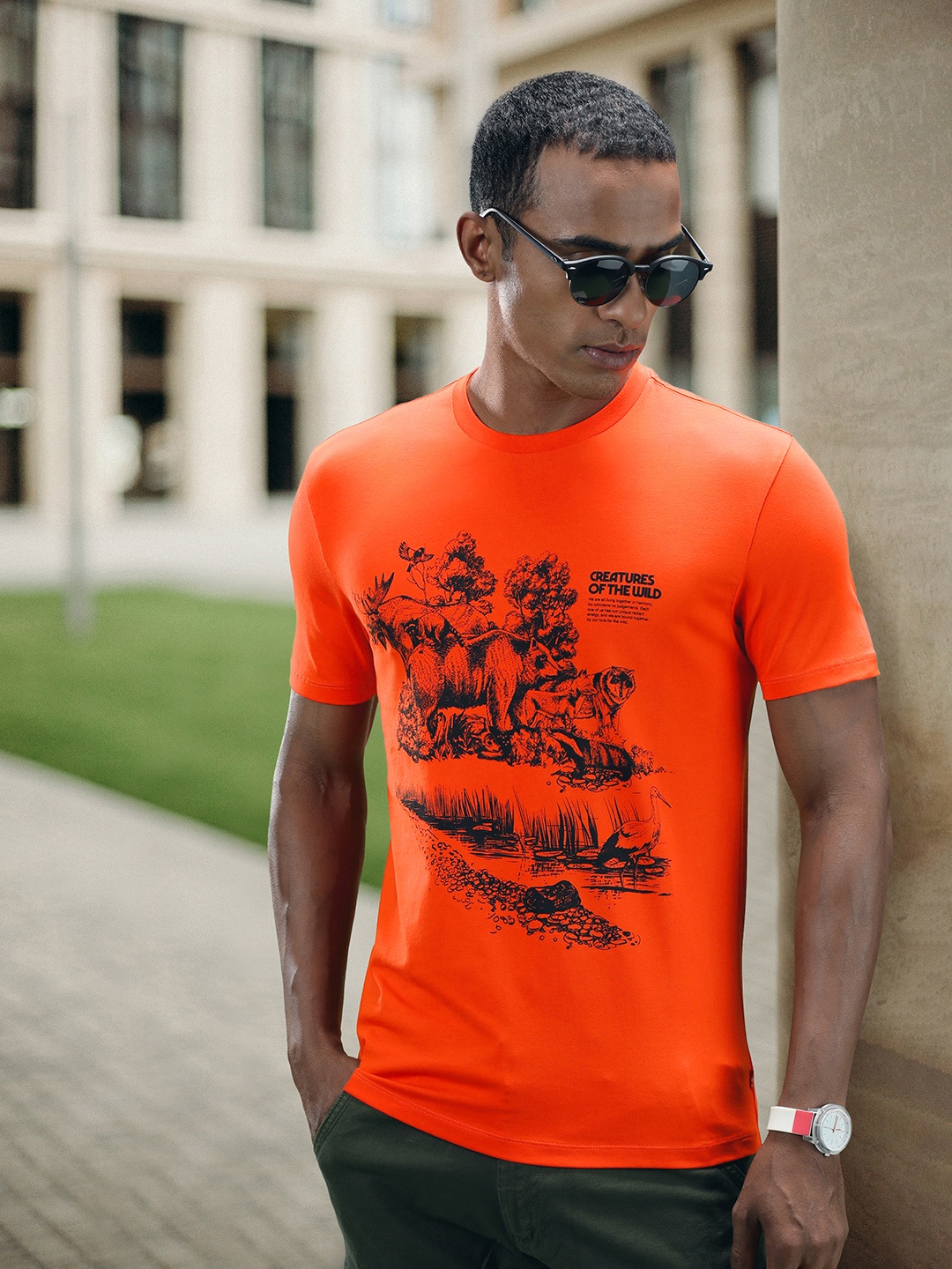 

Levis Men Orange & Black Printed T-shirt