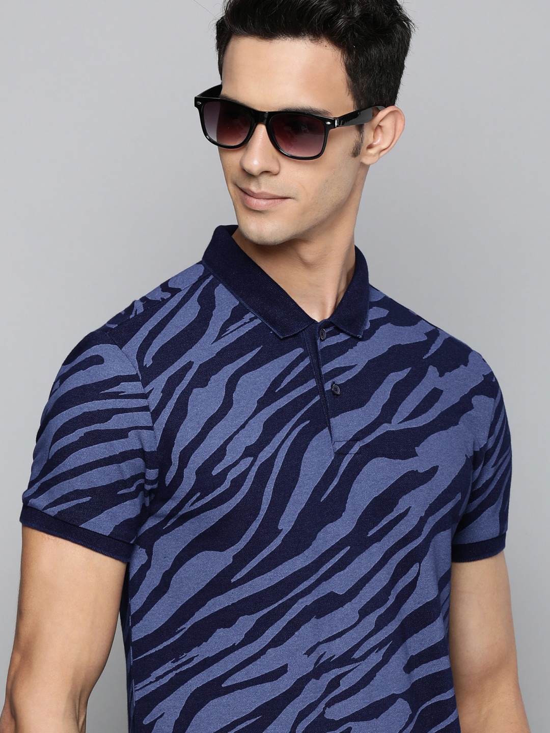 

Levis Men Blue Printed Polo Collar Pure Cotton T-shirt