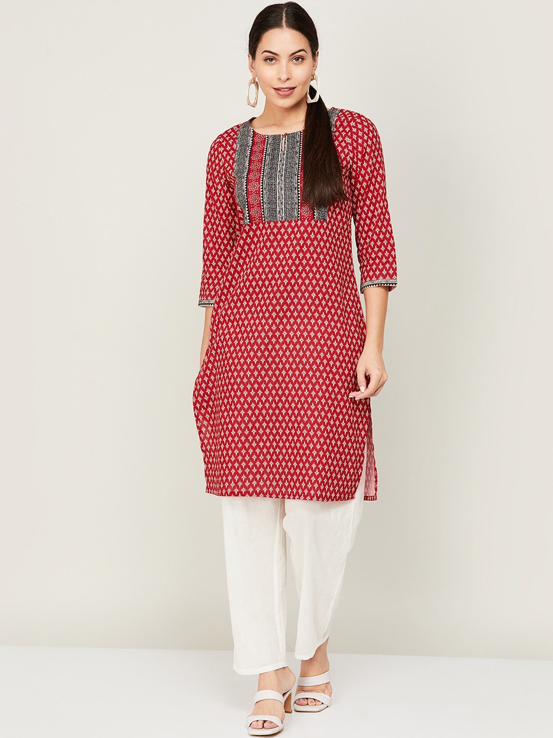 

Melange by Lifestyle Women Red Ethnic Motifs Printed Keyhole Neck Kurta
