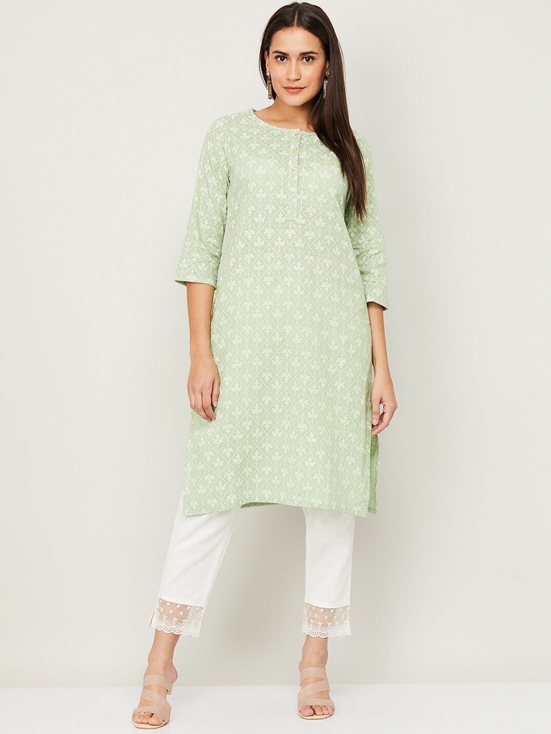 

Melange by Lifestyle Women Blue & canary green Geometric Thread Work Kurta