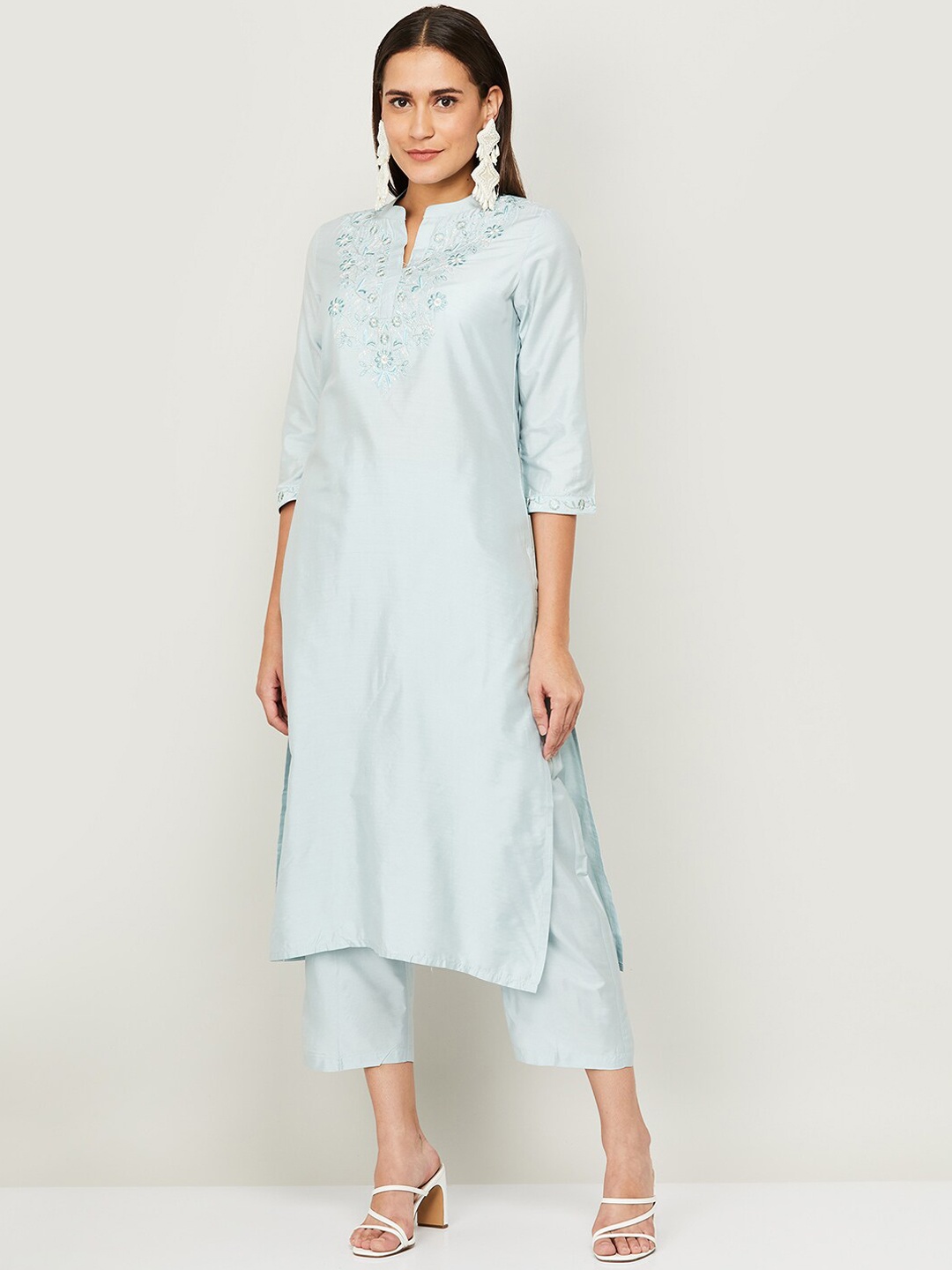 

Melange by Lifestyle Women Blue Embroidered Kurti with Trousers & With Dupatta