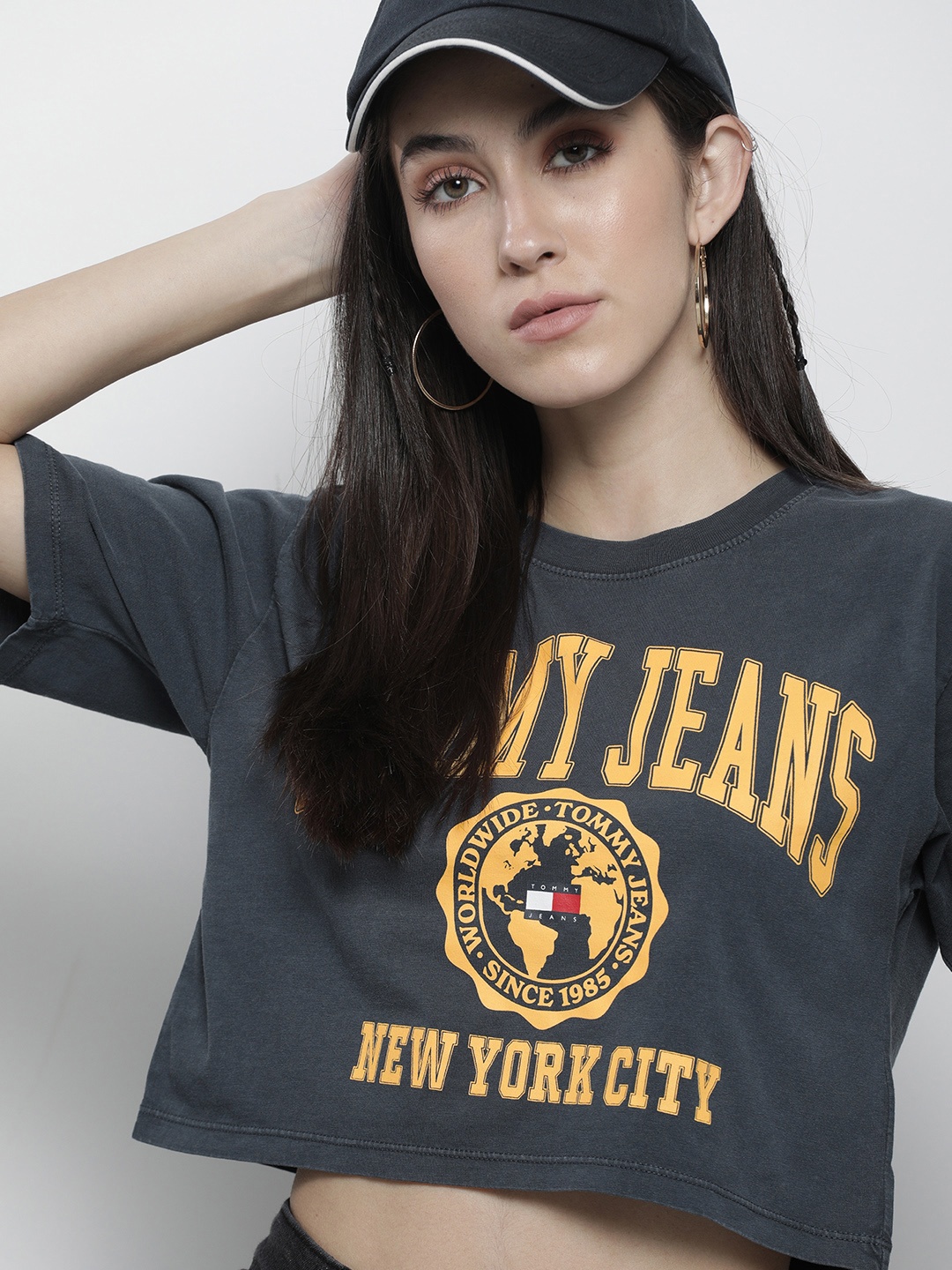 

Tommy Hilfiger Women Blue & Yellow Brand Logo Printed Pure Cotton Crop T-shirt