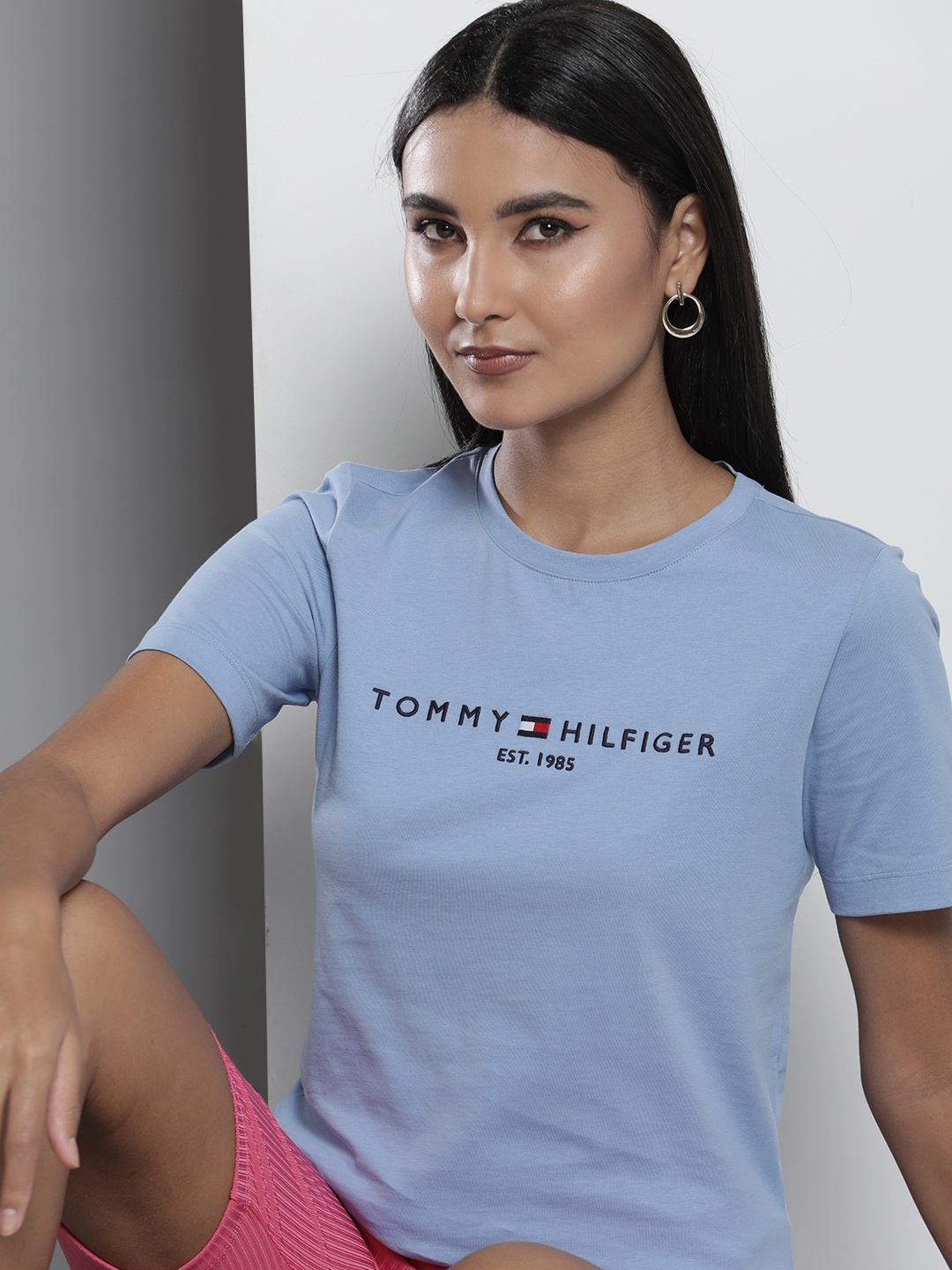 

Tommy Hilfiger Women Blue Brand Logo Embroidered Organic Cotton Slim Fit T-shirt