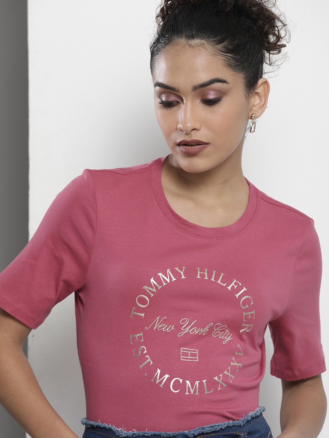 

Tommy Hilfiger Women Coral Pink Brand Logo Printed Pure Cotton T-shirt