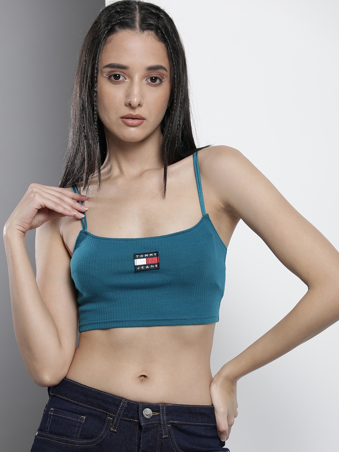 

Tommy Hilfiger Women Teal Blue Badge-Detailed Ribbed Crop T-shirt