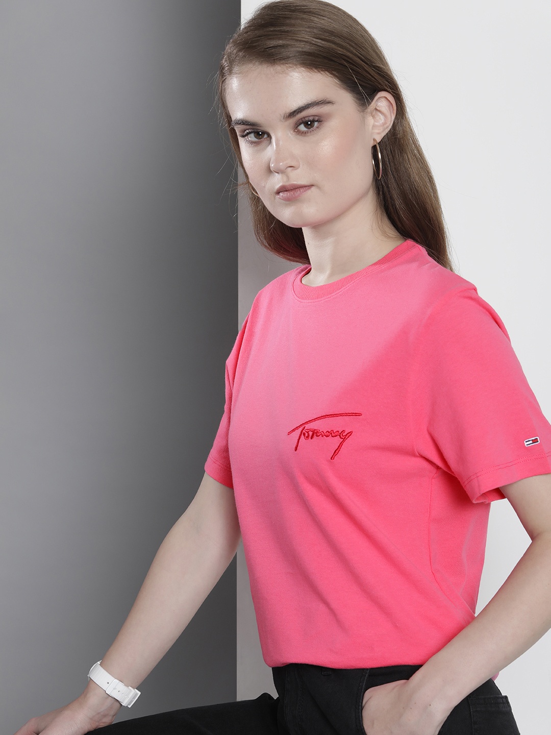 

Tommy Hilfiger Women Pink Brand Logo Embroidered Pure Cotton T-shirt