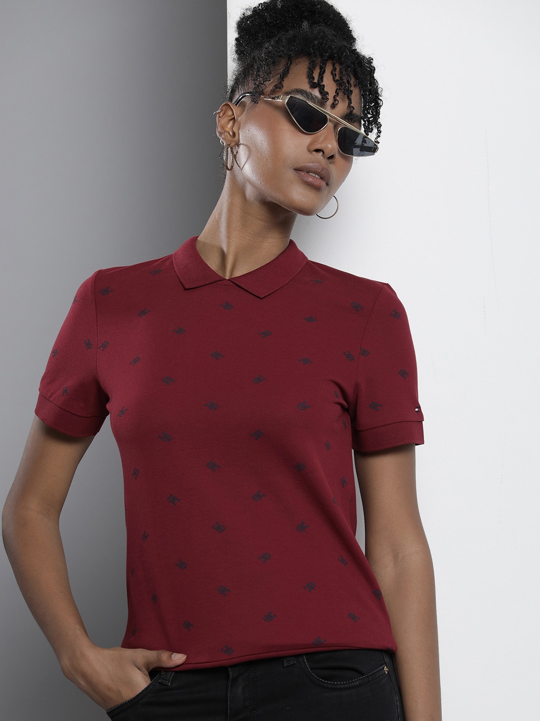 

Tommy Hilfiger Brand Logo Printed Polo Collar T-shirt, Maroon