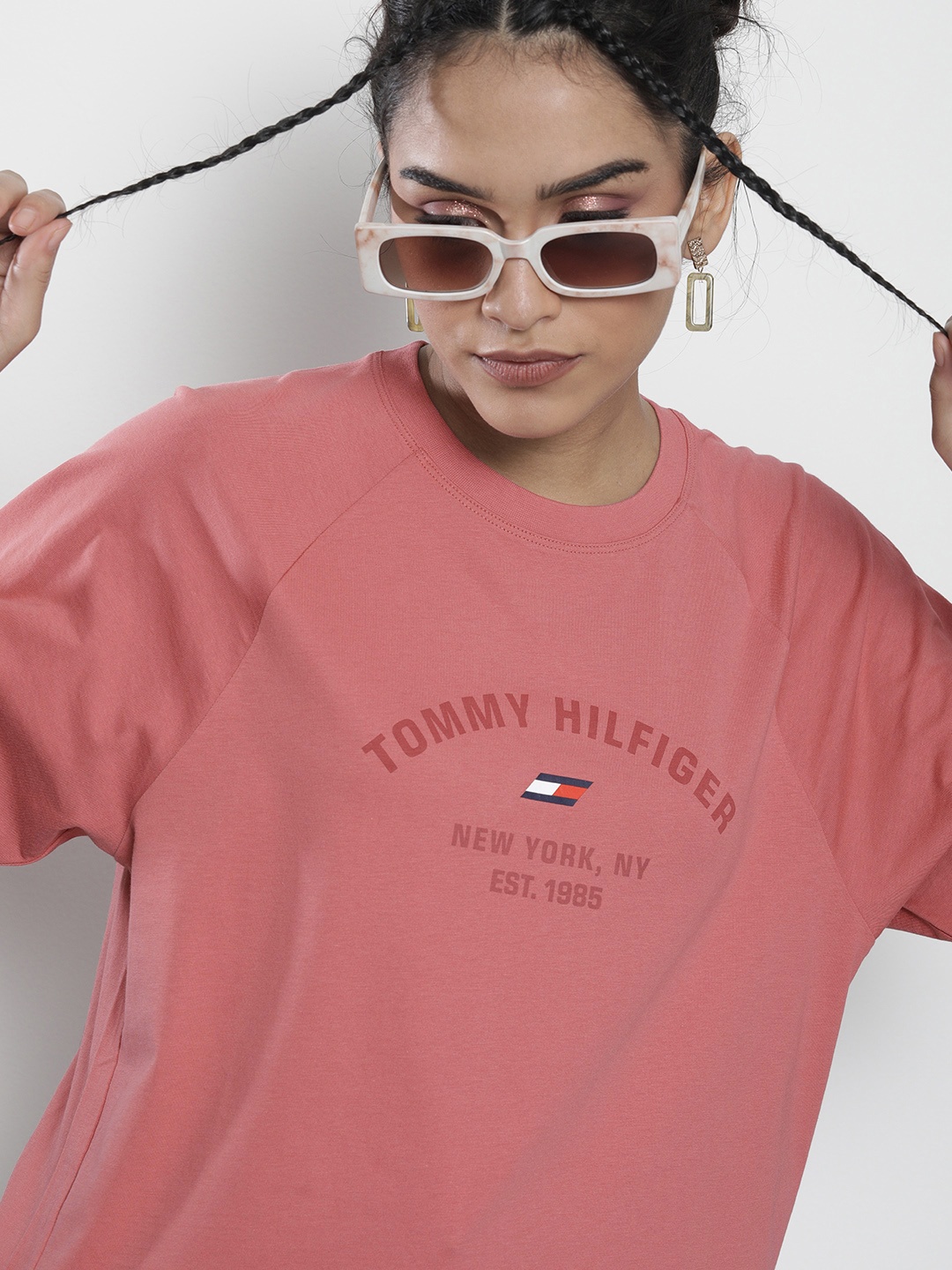 

Tommy Hilfiger Women Rose Typography Organic Cotton Casual T-shirt