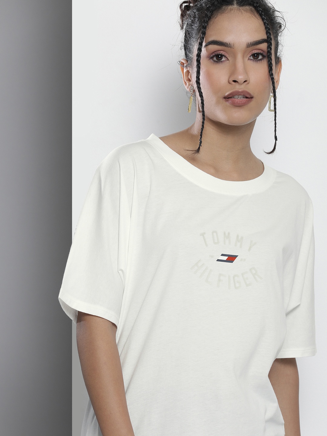 

Tommy Hilfiger Women White Typography Applique Pure Cotton Casual T-shirt