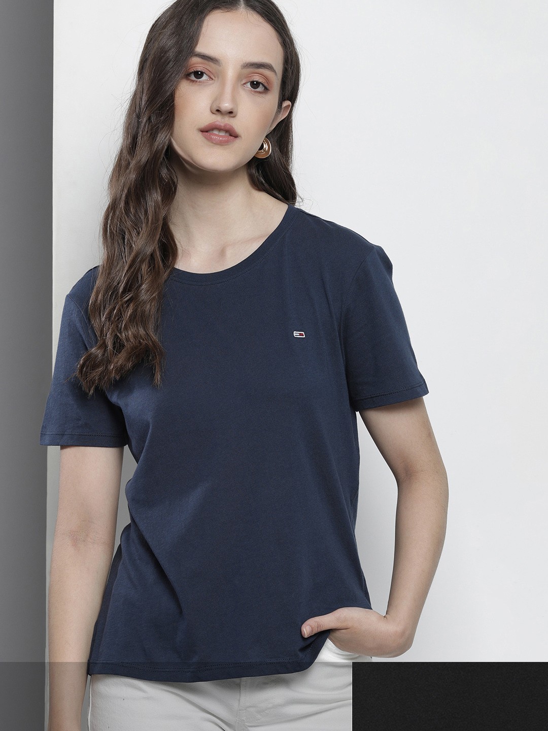 

Tommy Hilfiger Women Pack of 2 Pure Cotton Slim Fit Tshirts in Navy Blue & Black