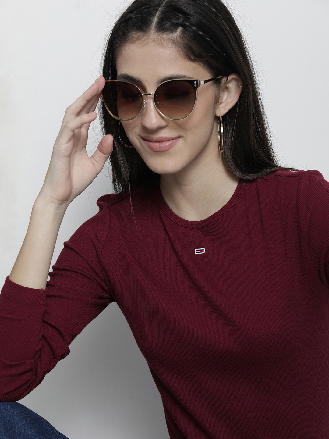 

Tommy Hilfiger Women Maroon Ribbed Slim Fit Casual T-shirt