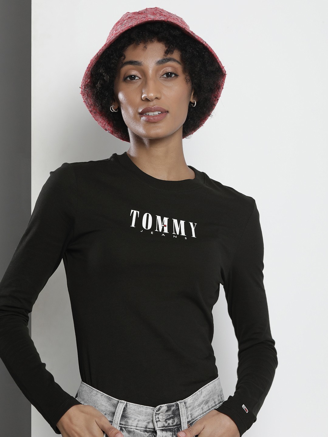 

Tommy Hilfiger Women Black Brand Logo Print Round Neck Slim Fit Organic Cotton T-shirt