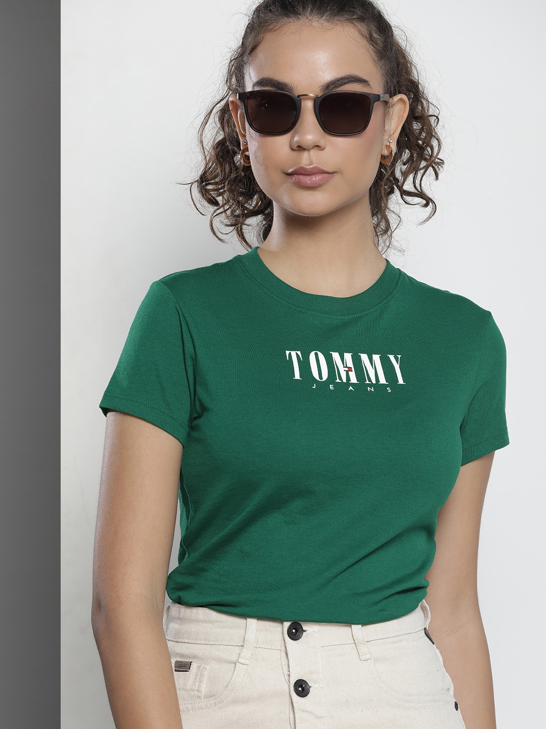 

Tommy Hilfiger Women Green & White Brand Logo Printed Slim Fit T-shirt