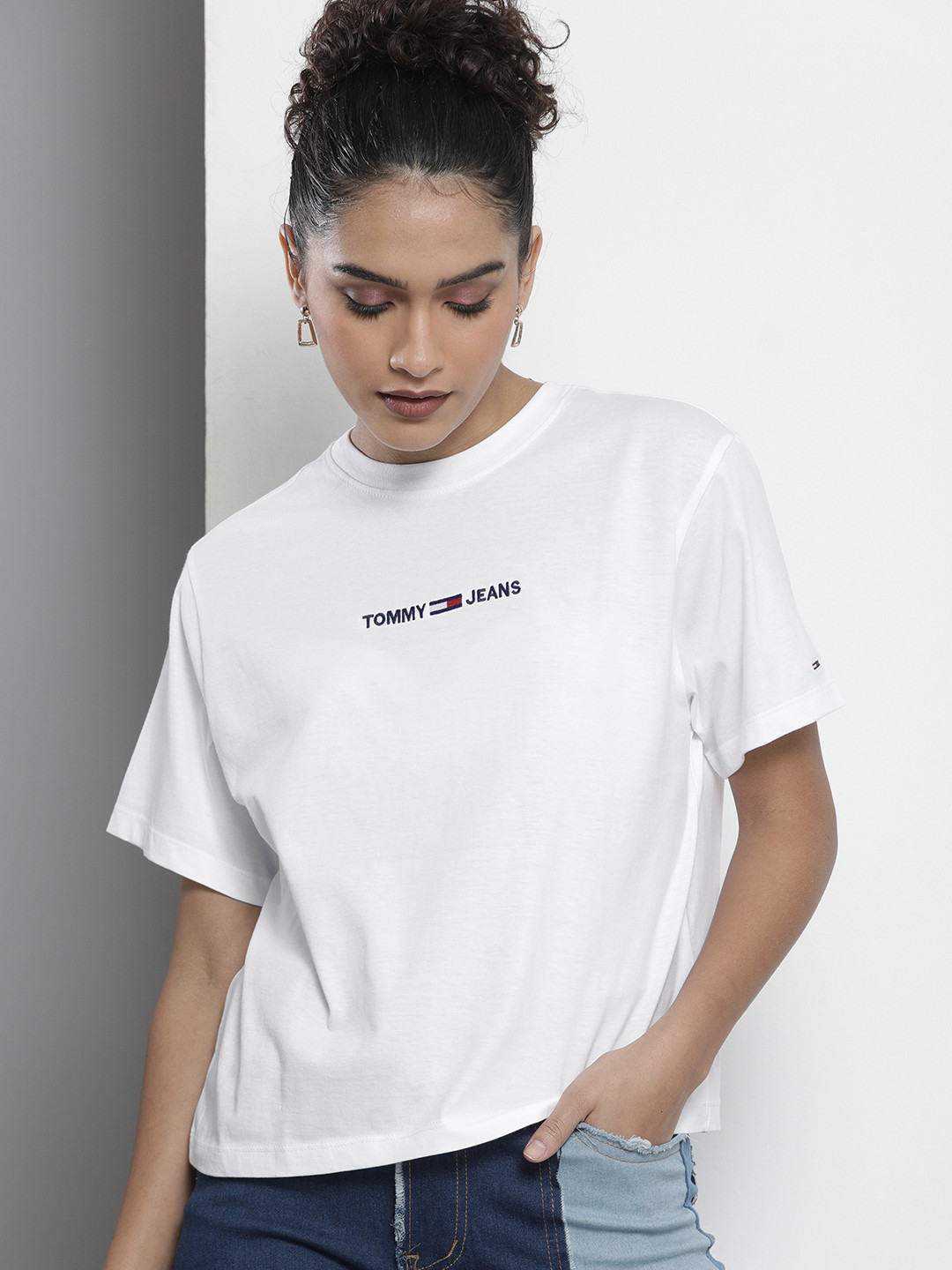 

Tommy Hilfiger Women White Embroidered Pure Cotton T-shirt