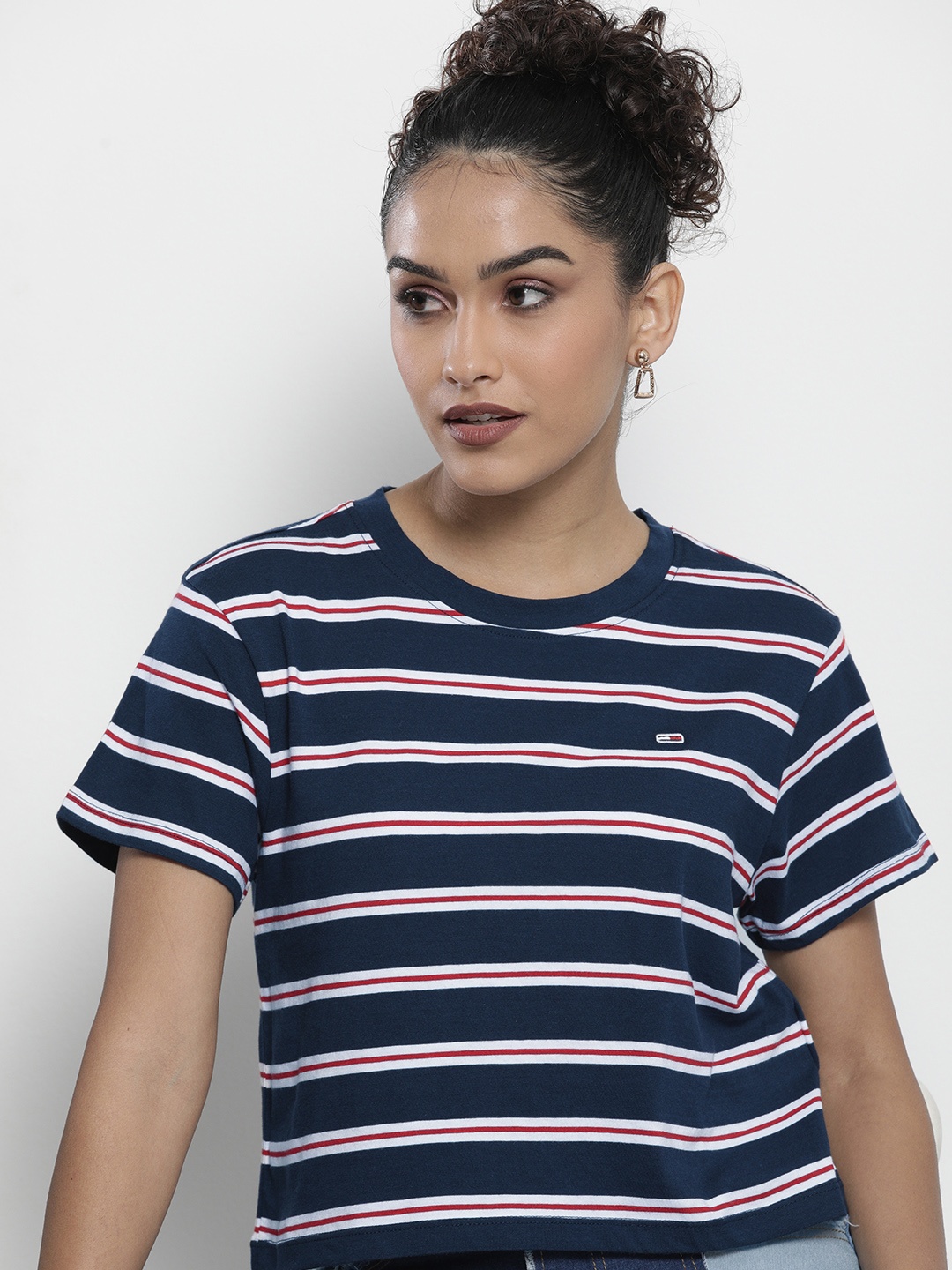 

Tommy Hilfiger Women Navy Blue & White Striped Pure Cotton T-shirt