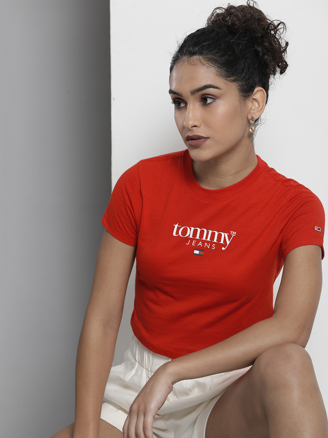 

Tommy Hilfiger Women Red Brand Logo Printed T-shirt