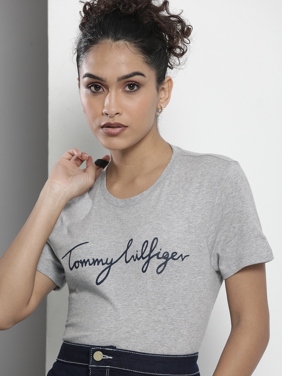 

Tommy Hilfiger Women Grey Melange Typography Printed Pure Cotton T-shirt