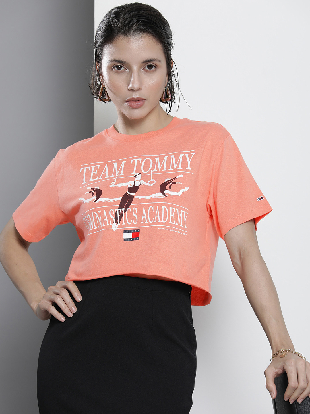 

Tommy Hilfiger Women Orange & White Brand Logo Printed Pure Cotton Crop T-shirt