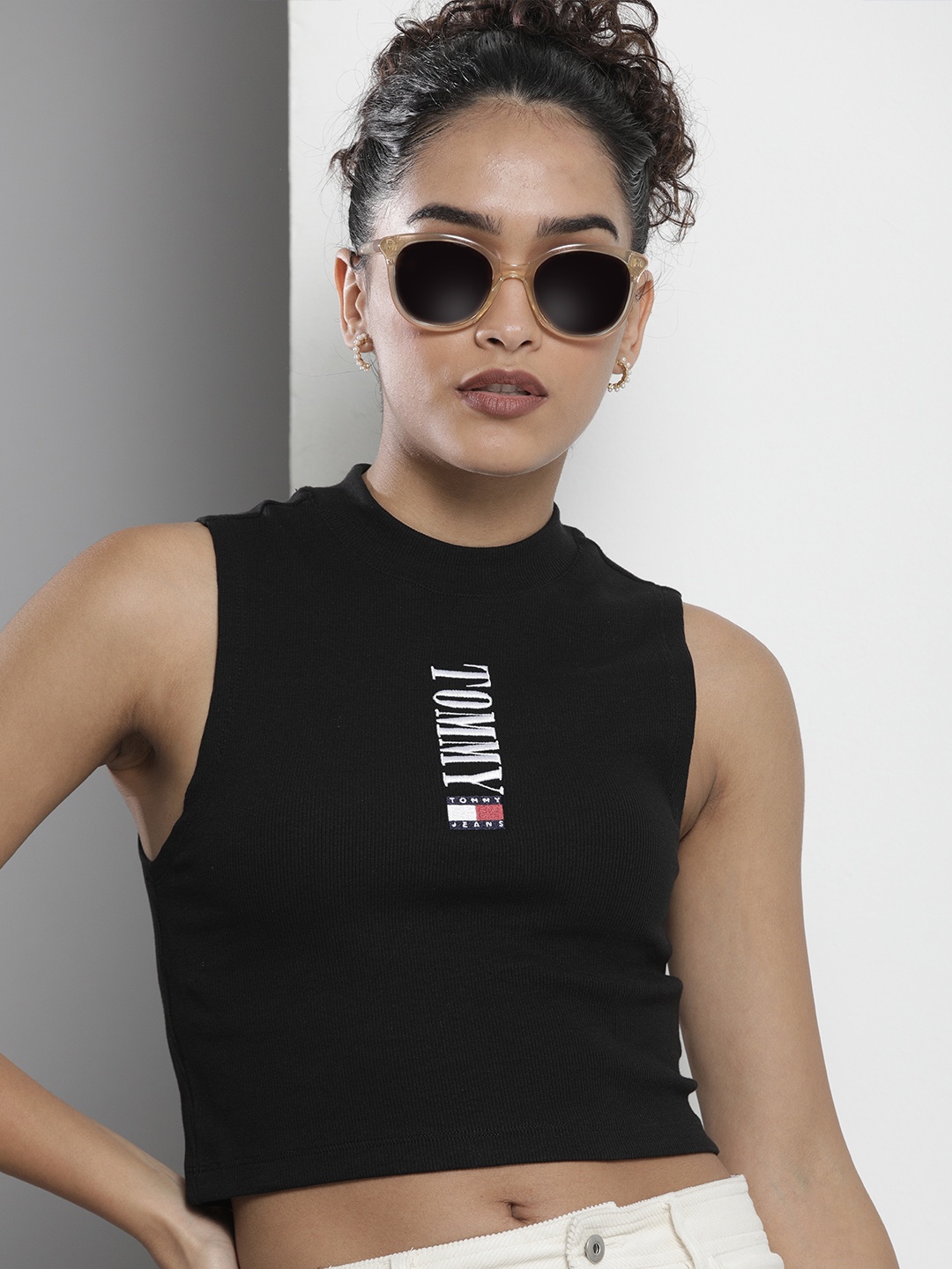

Tommy Hilfiger Women Black & White Embroidered High Neck Slim Fit Crop T-shirt