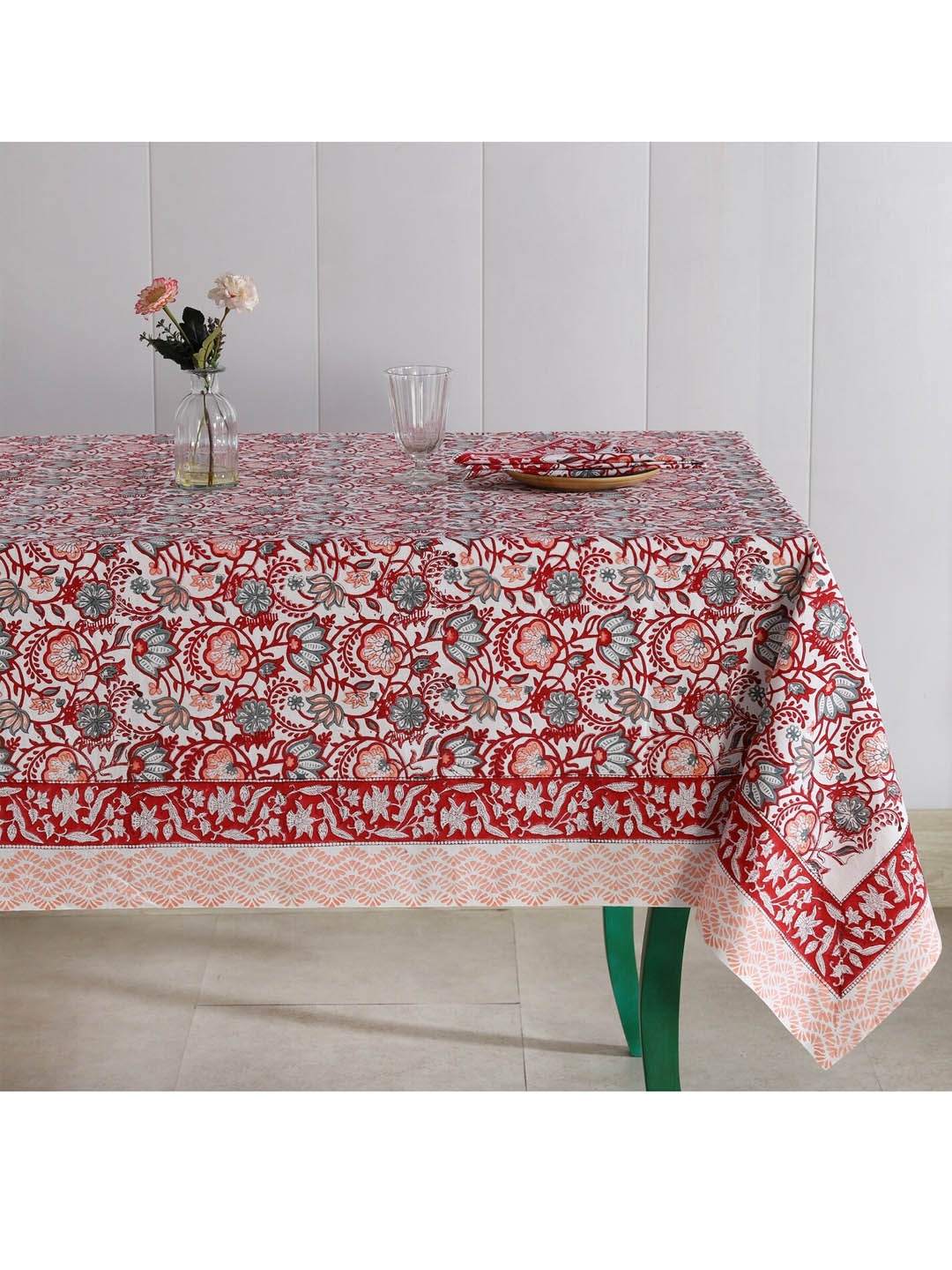 

White & Red 6 Seater Lotus Floral Hand Block Printed Cotton Table Cover & 6 Piece Napkins