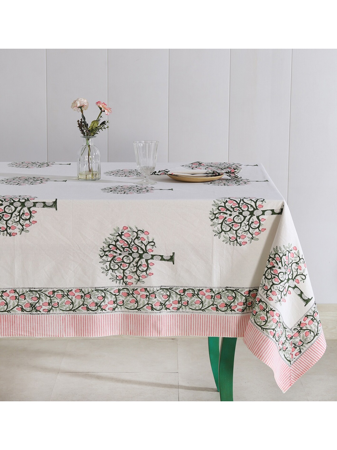 

HANDICRAFT PALACE Set of 7 White & Green Floral Printed Table Cover