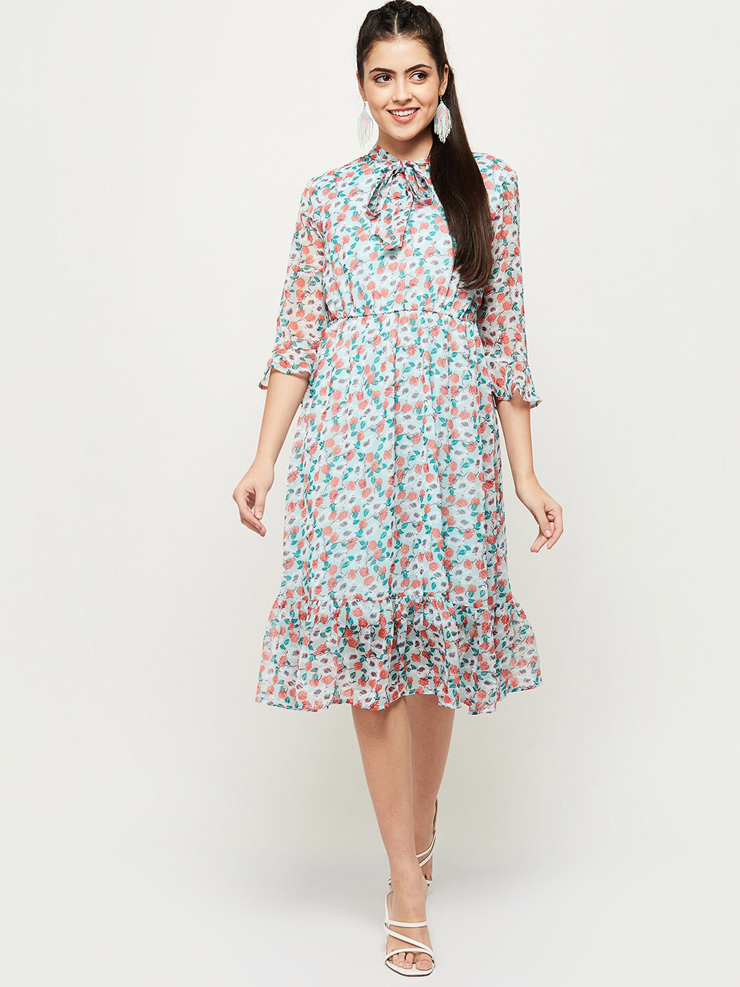 

max Blue & Peach-Coloured Floral Printed Tie-Up Neck Dress