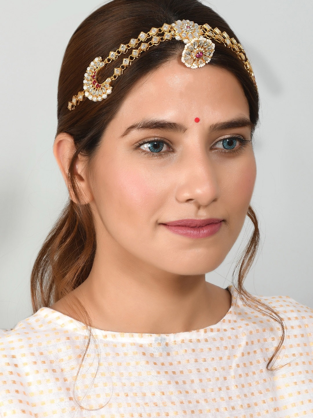 

Silvermerc Designs Women Gold-Plated Red & White Pearls-Beaded Matha Patti