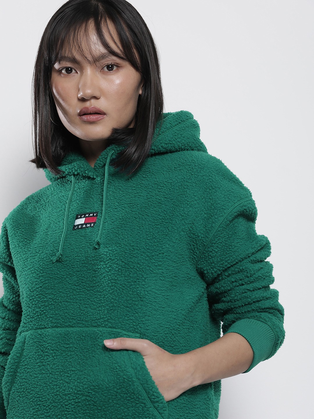 

Tommy Hilfiger Women Green CENTER BADGE FLEECE Hooded Sweatshirt