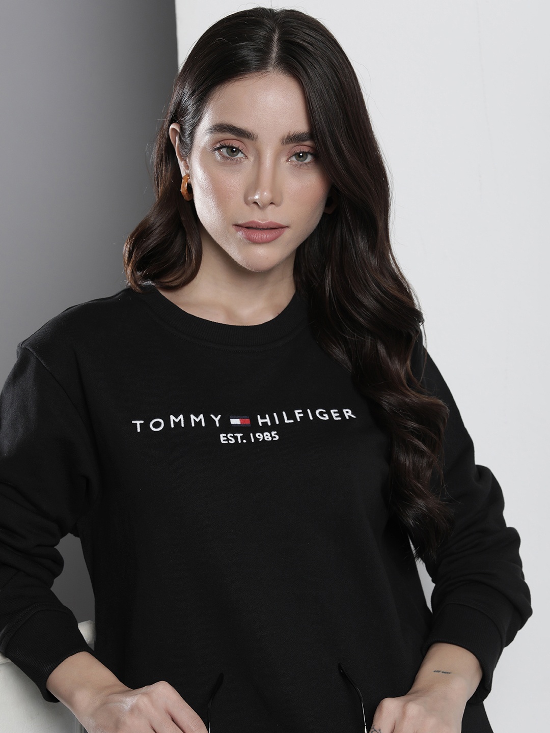 

Tommy Hilfiger Women Pure Cotton Sweatshirt, Black