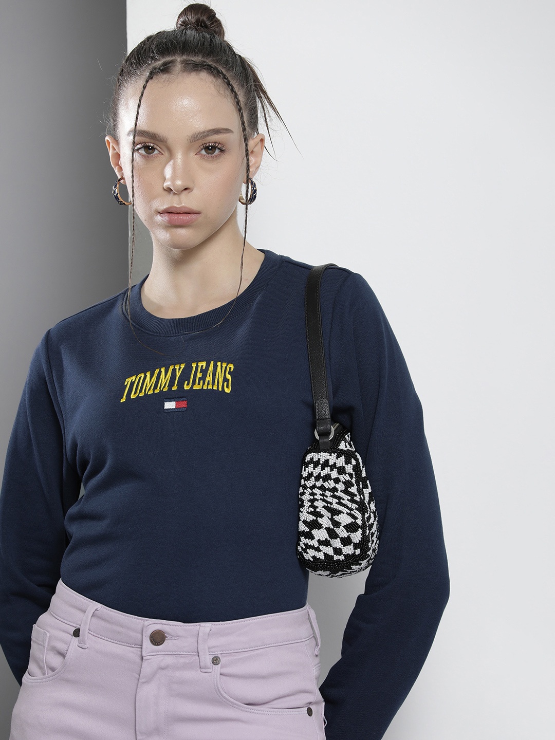 

Tommy Hilfiger Women Navy Blue Sweatshirt