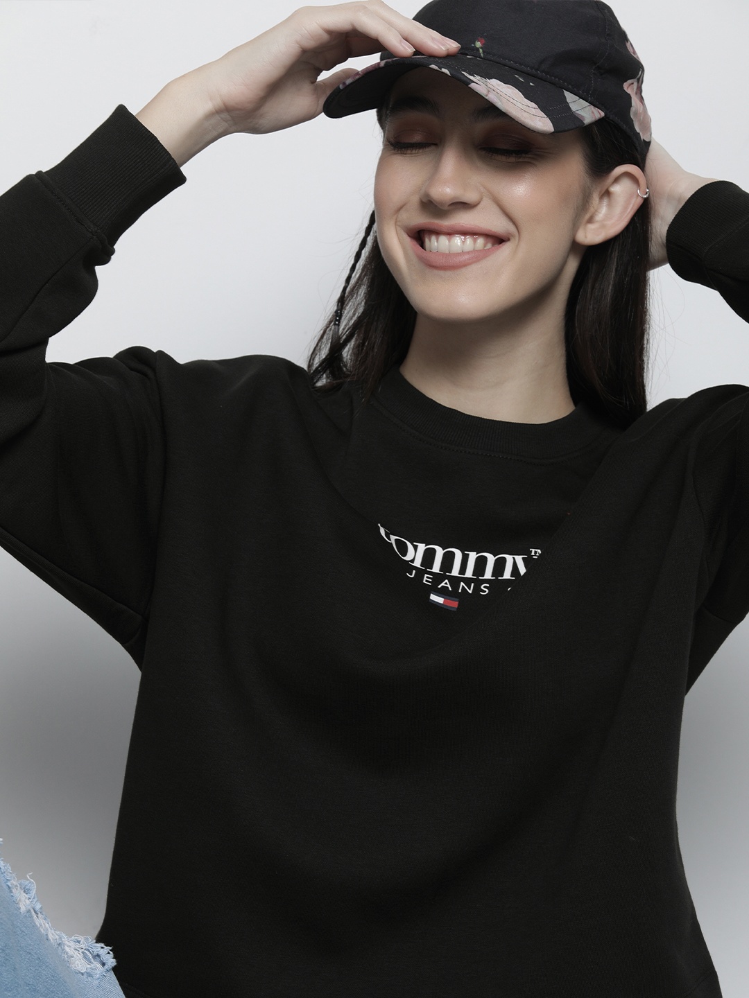 

Tommy Hilfiger Women Black Brand Logo Printed Pullover Sweatshirt