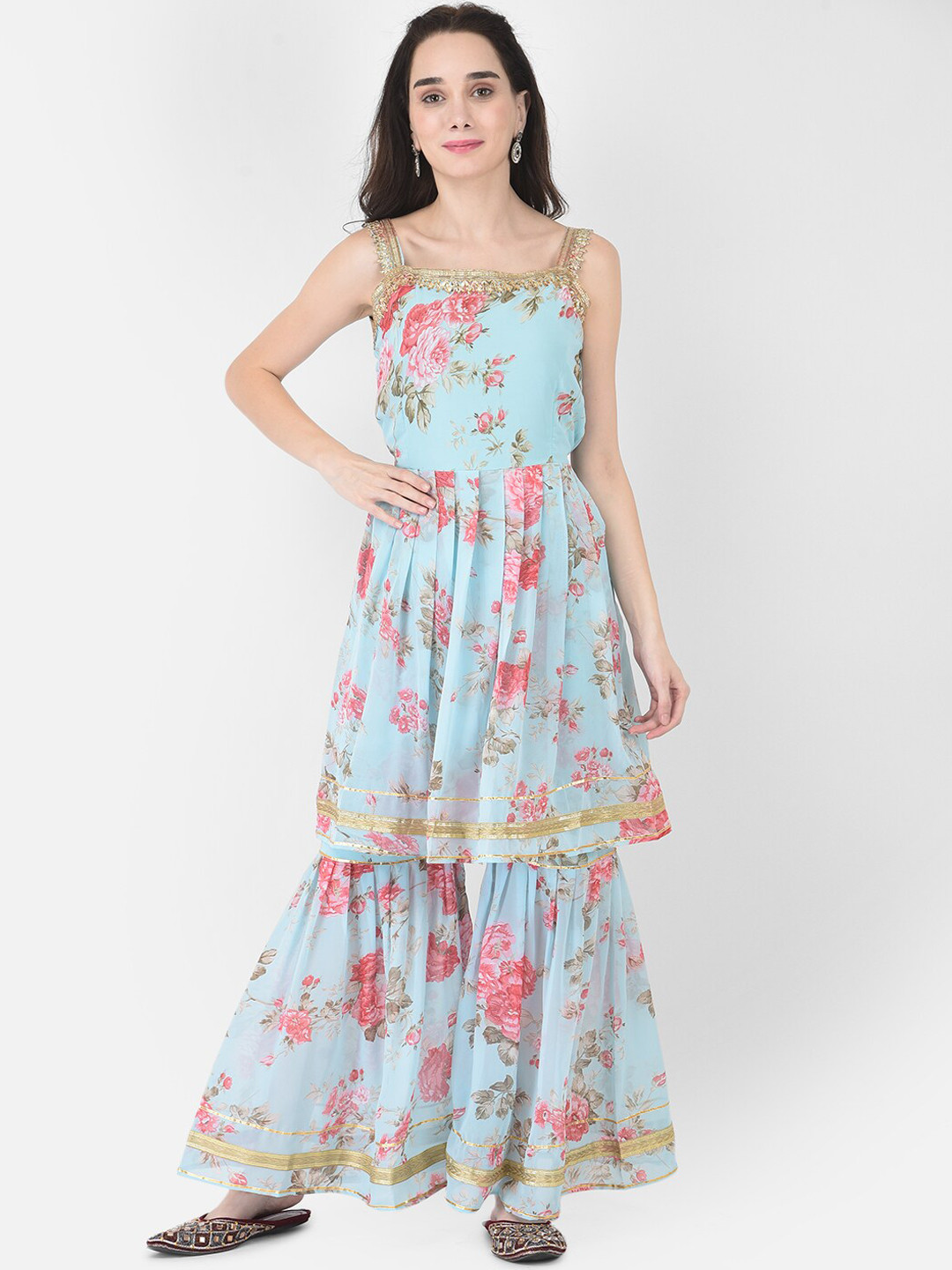 

FNOCKS Women Blue Floral Printed Pleated Lace Work Kurti with Sharara Set