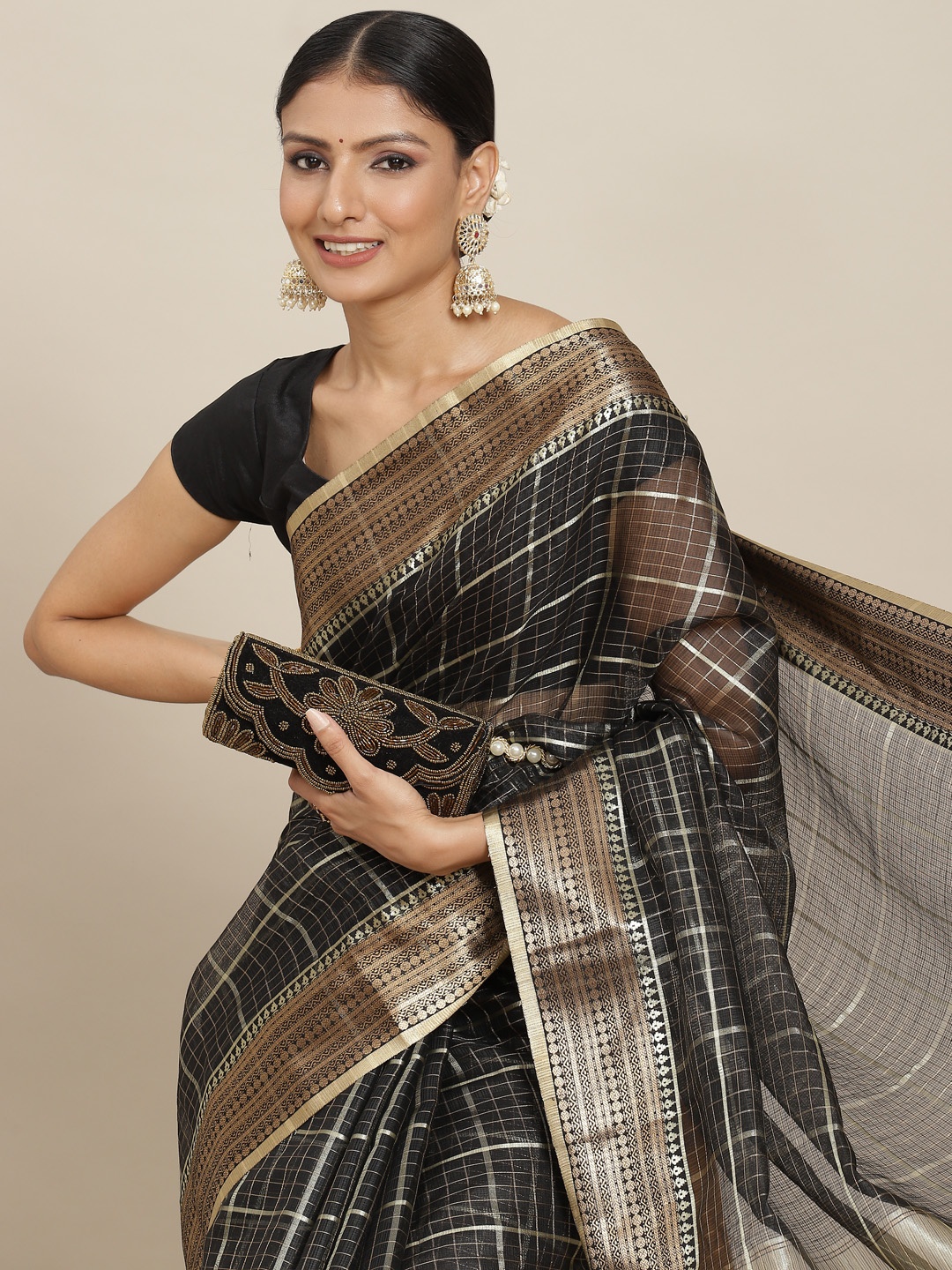

Leeza Store Black & Gold-Toned Checked Zari Silk Blend Kota Saree