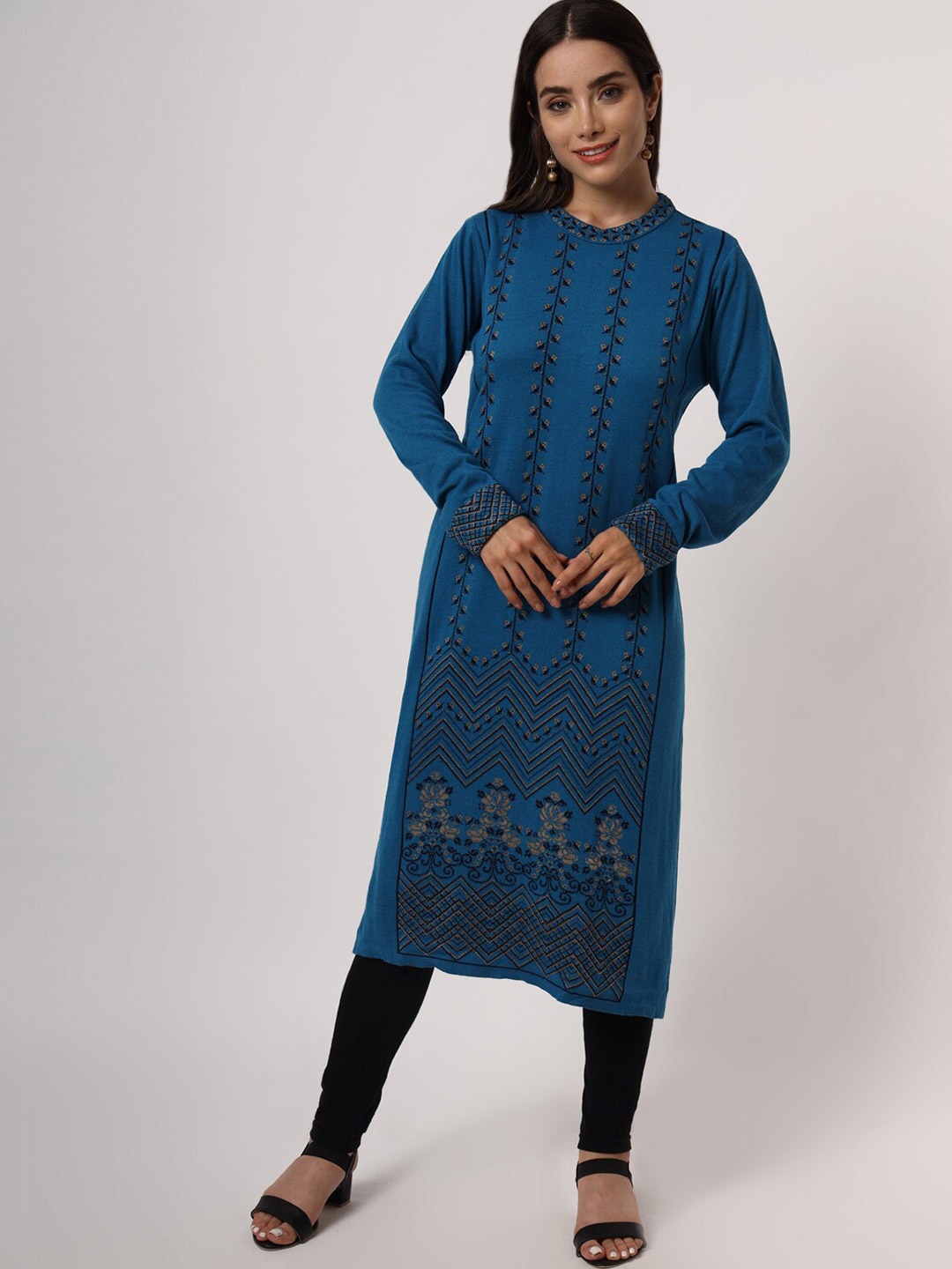 

KEIKO Women Turquoise Blue & Black Ethnic Motifs Printed Straight Kurta