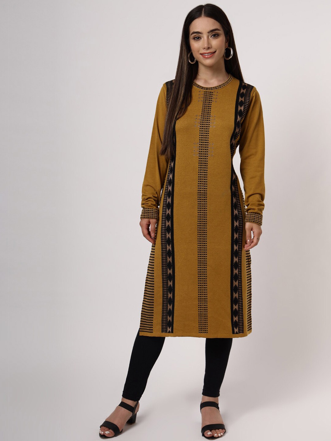 

KEIKO Women Mustard Yellow & Black Woven Design Round Neck Kurta