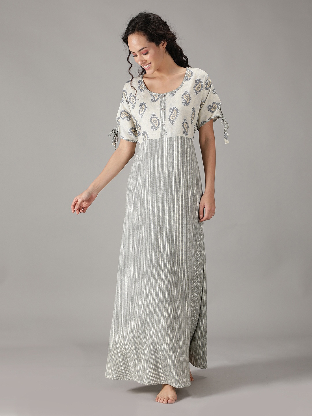 

NIGHTSPREE Women Grey Printed Maxi Nightdress