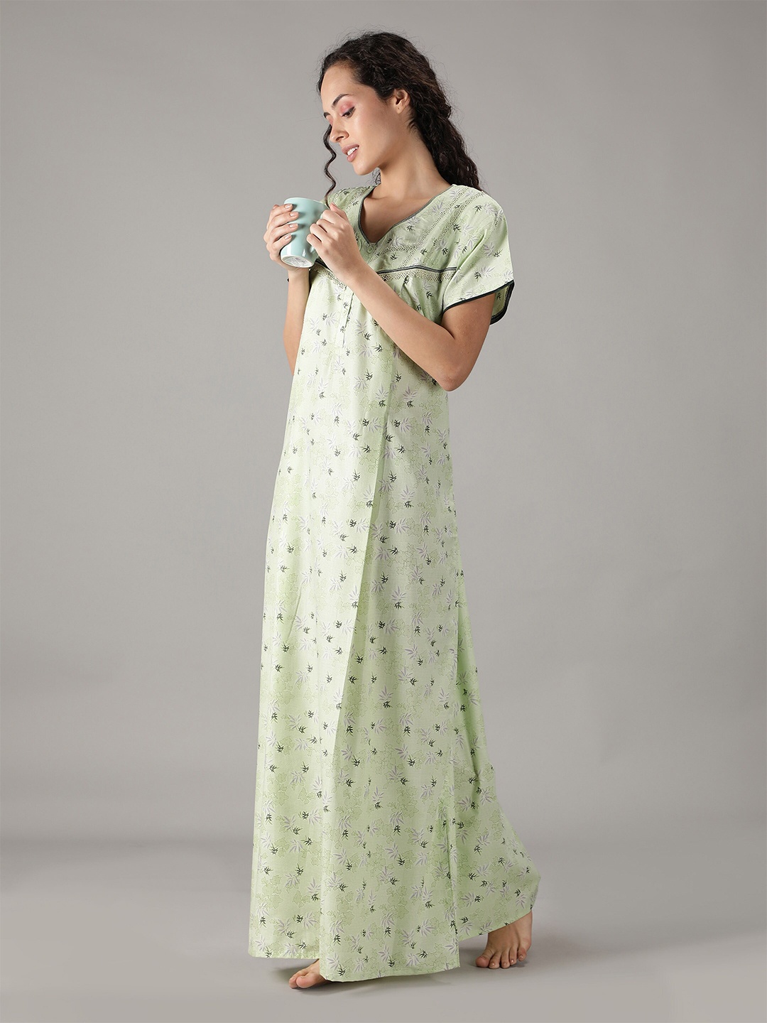 

NIGHTSPREE Green Printed Maxi Nightdress