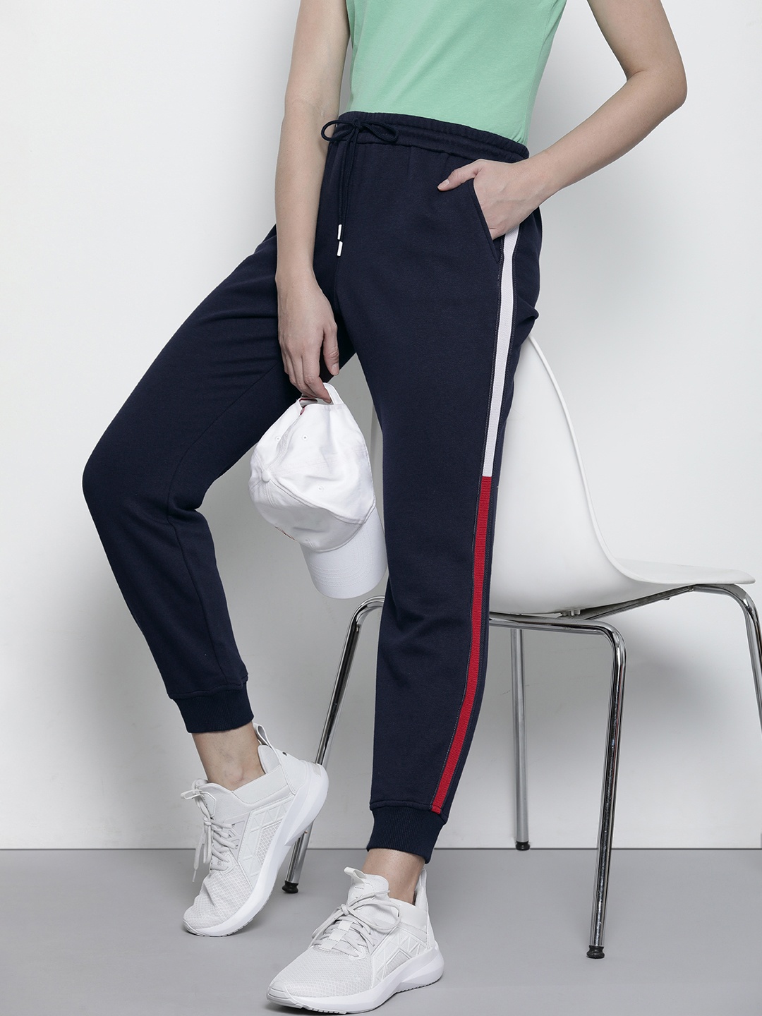 

Tommy Hilfiger Women Solid Joggers with Side Stripes, Navy blue