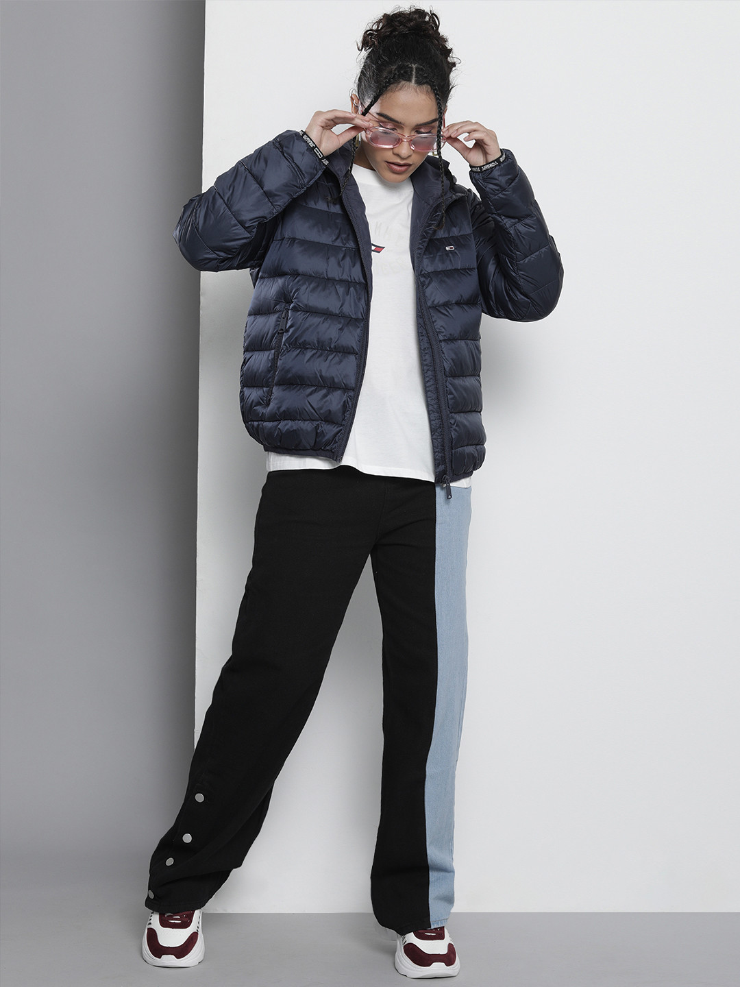 

Tommy Hilfiger Women Navy Blue Hooded Puffer Jacket