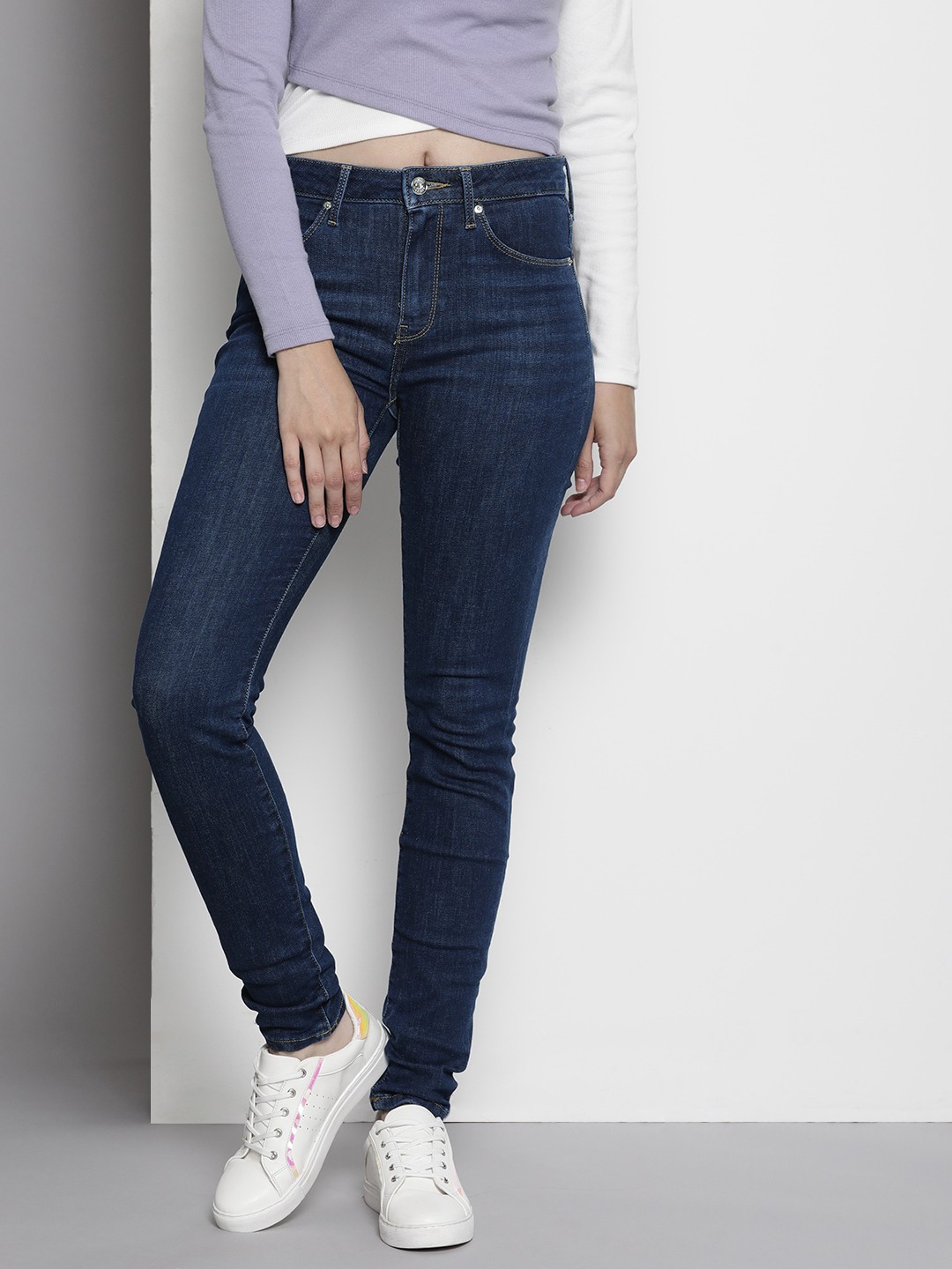 

Tommy Hilfiger Women Blue Como Skinny Fit Light Fade Stretchable Jeans