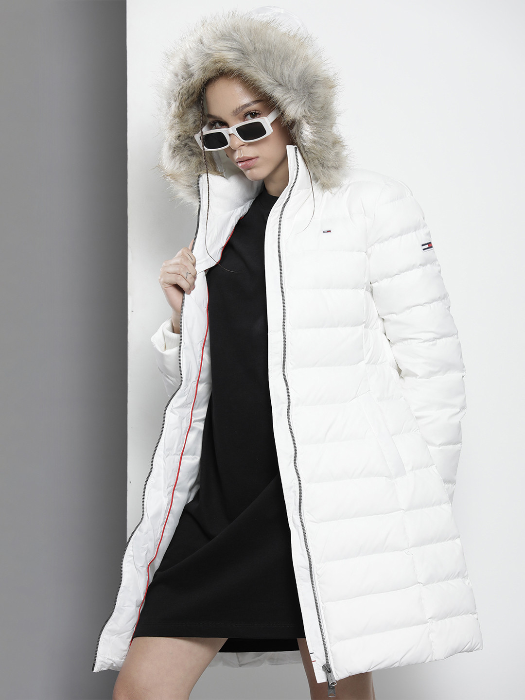 

Tommy Hilfiger Women White Longline Hooded Parka Jacket