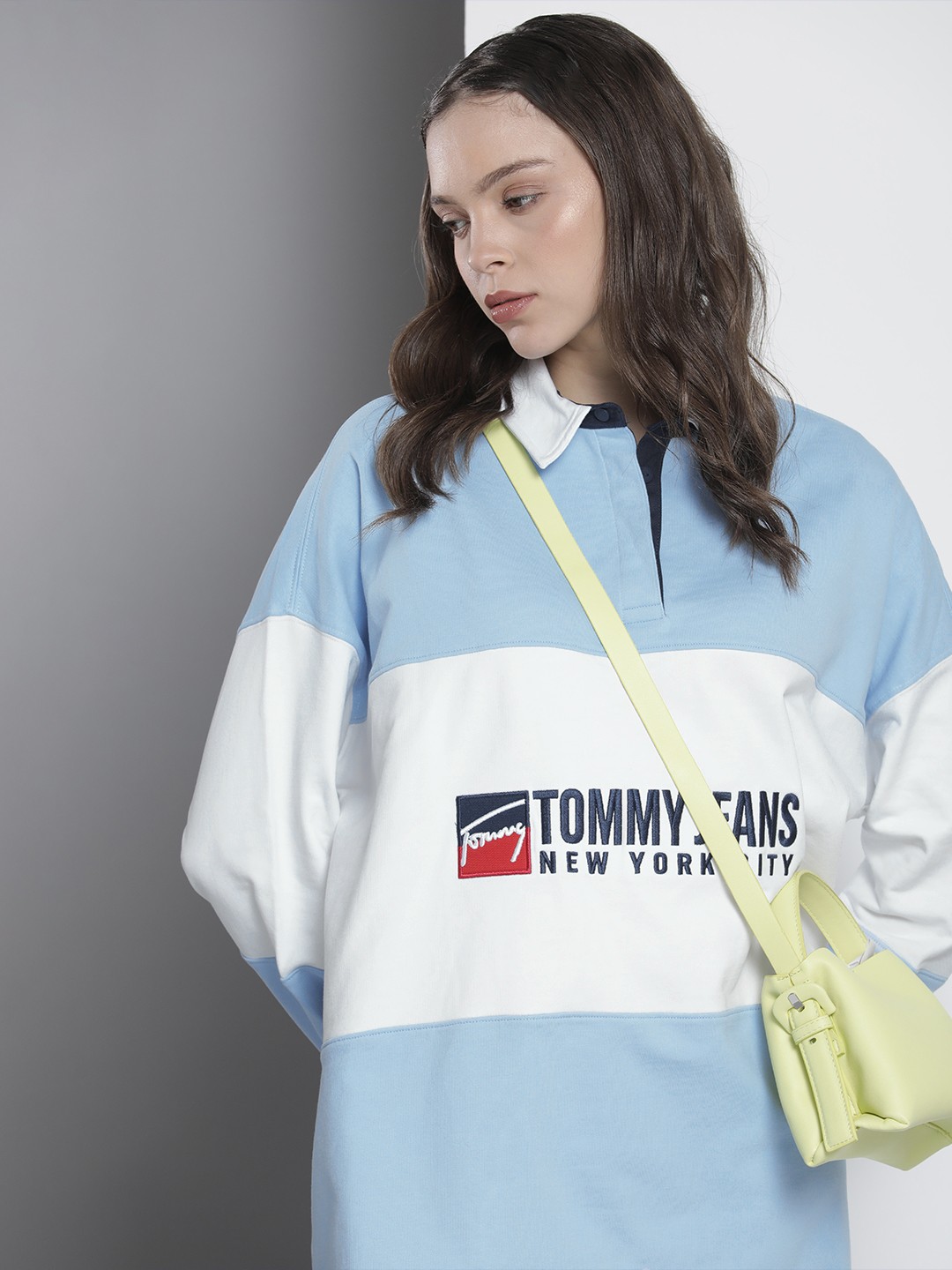 

Tommy Hilfiger Women Blue & White Colourblocked Oversized Pure Cotton T-shirt Dress
