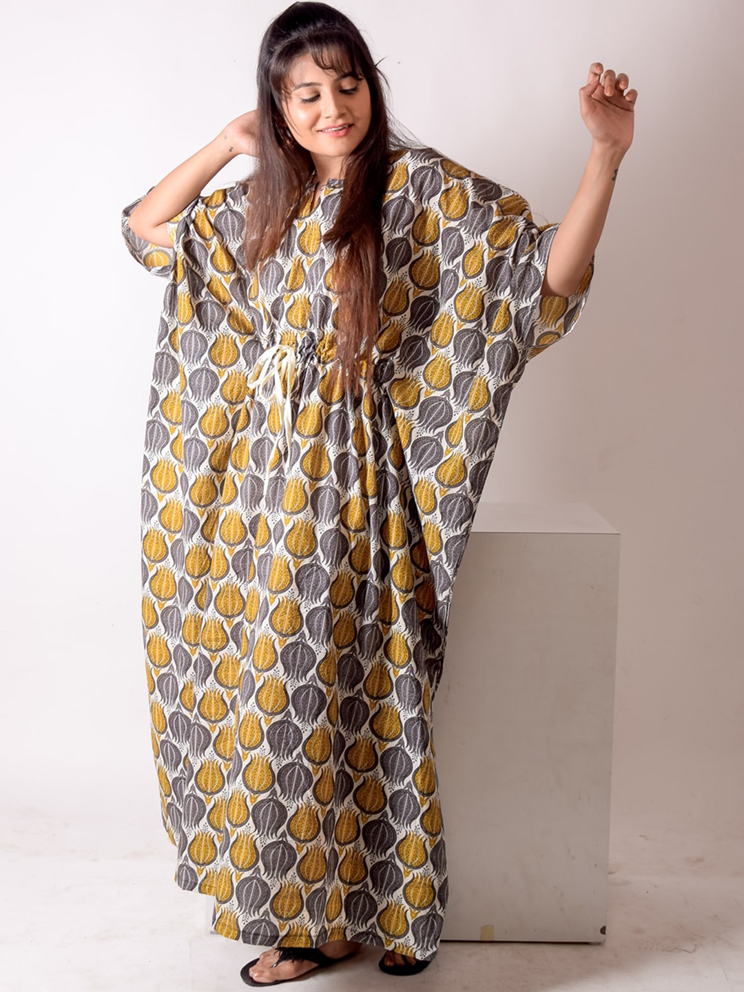 

Navvi Women Grey & Mustard Printed Night suit