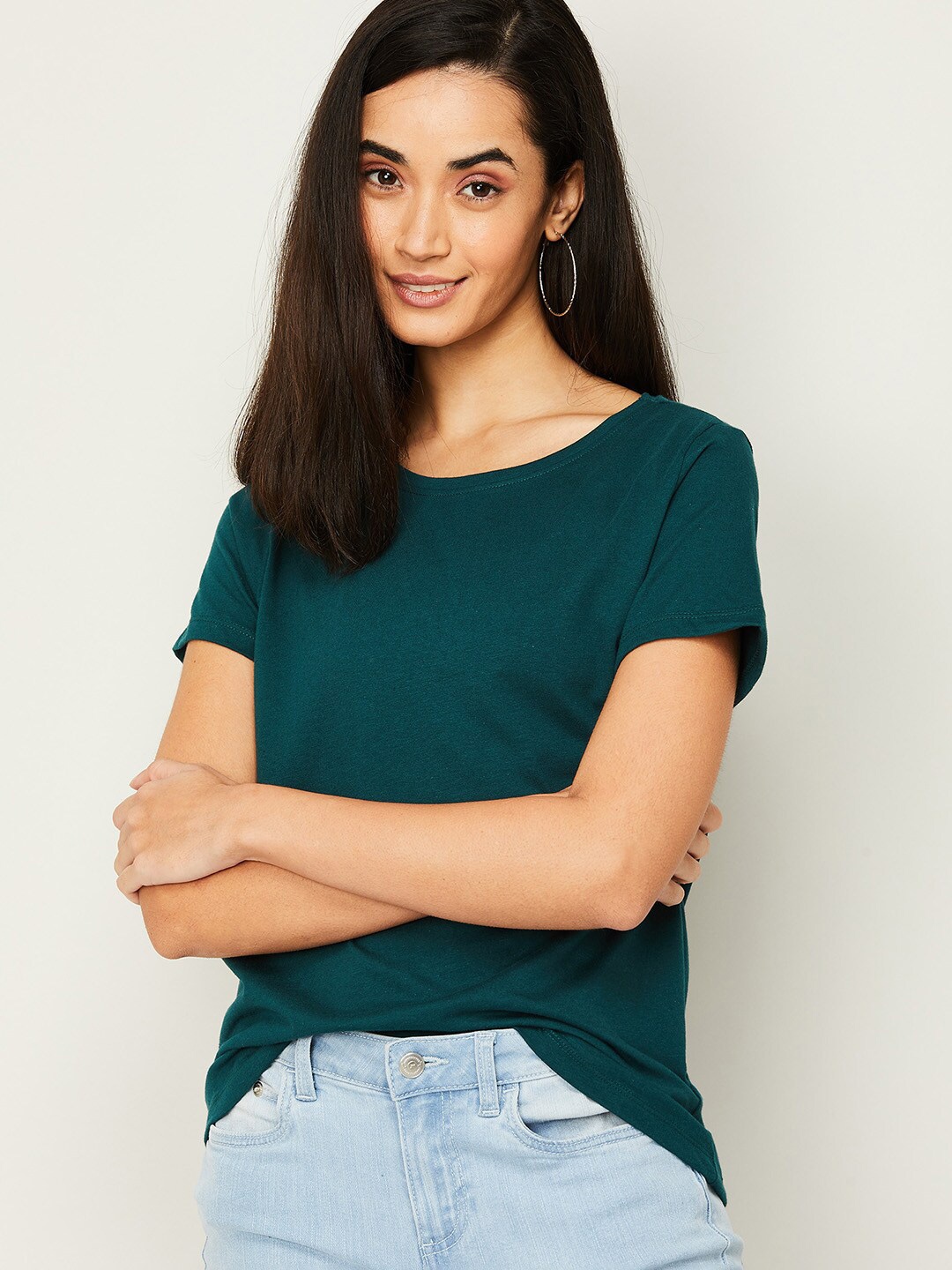 

Fame Forever by Lifestyle Women Green Solid Cotton T-shirt